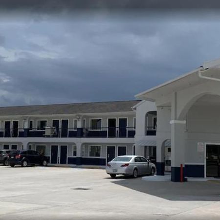 Moonlight Inn & Suites Jersey Village Bagian luar foto